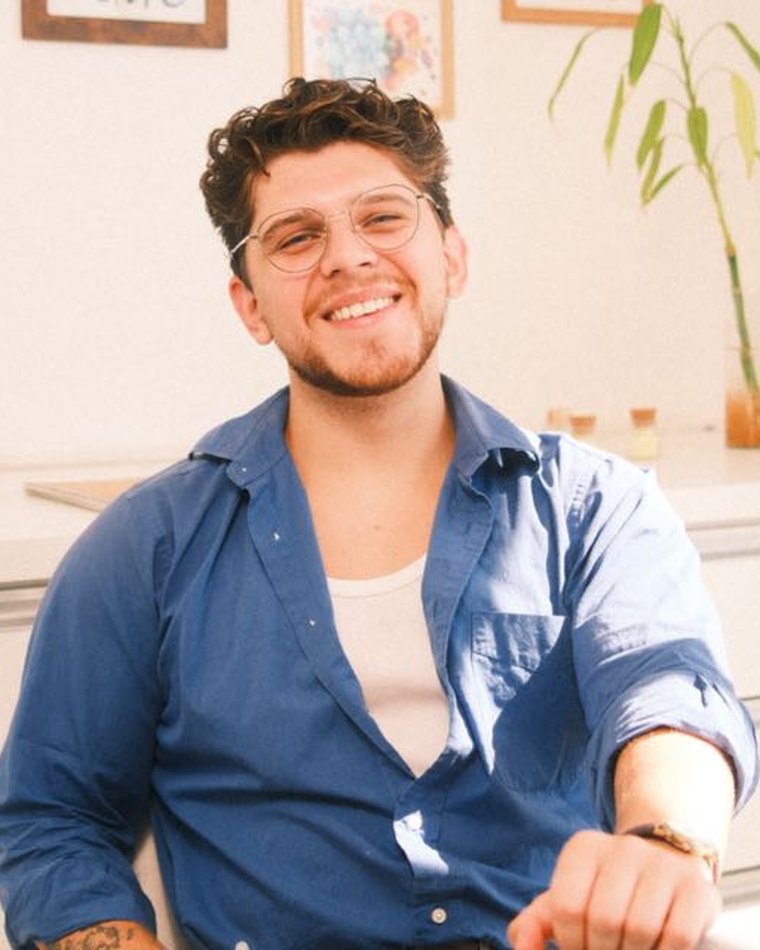 Luis Pollon, membro do Eruption Club